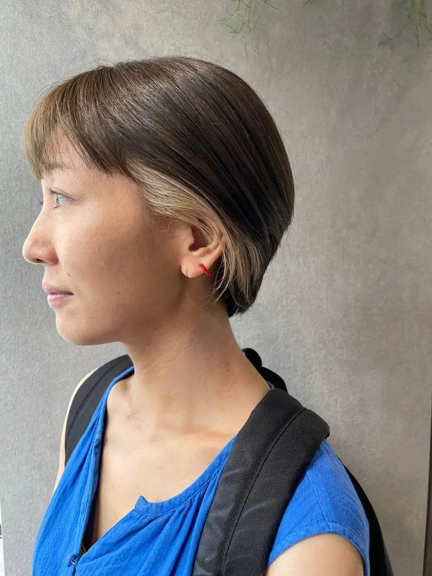 ショート カラー ブリーチ インナーカラー ショートヘア ヘアカラー ナチュラル透明感🌱 小山美樹子のヘアスタイル
