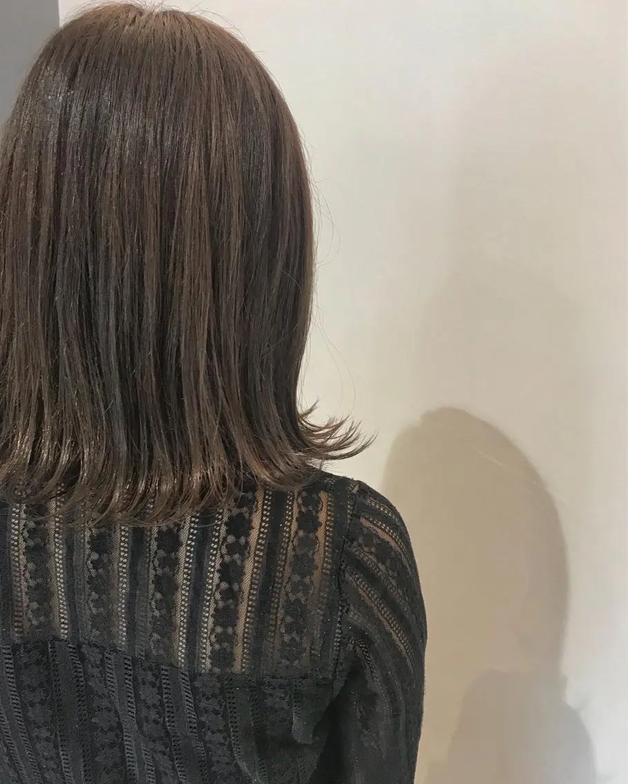 ミディアム カラー 吉田 早織のヘアスタイル