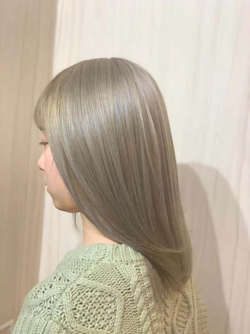 ミディアム カラー ヘアアレンジ ✨錦糸町ブリーチ/ ホワイトカラー皇気✨のヘアスタイル