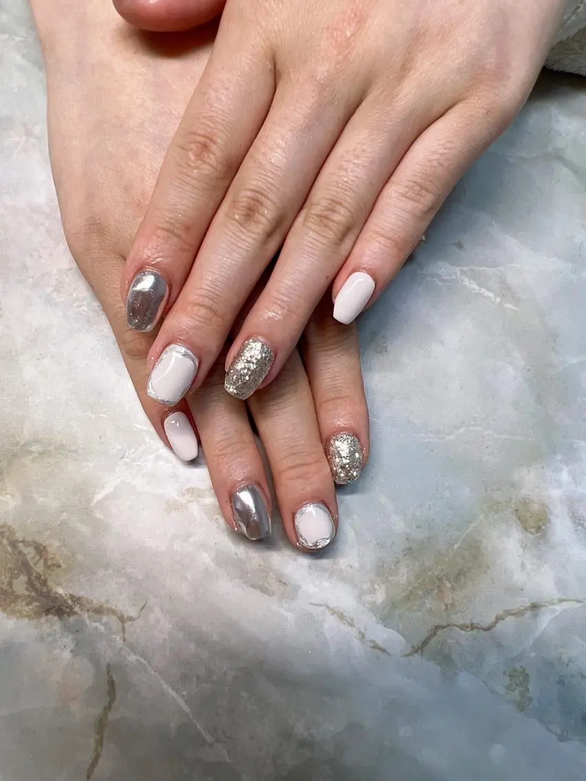 ネイル ミラーネイル シンプルネイル coco nailのネイルデザイン