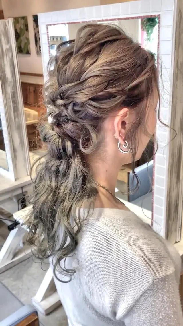 ロング ヘアアレンジ TAKAHASHI LEAPSのヘアスタイル