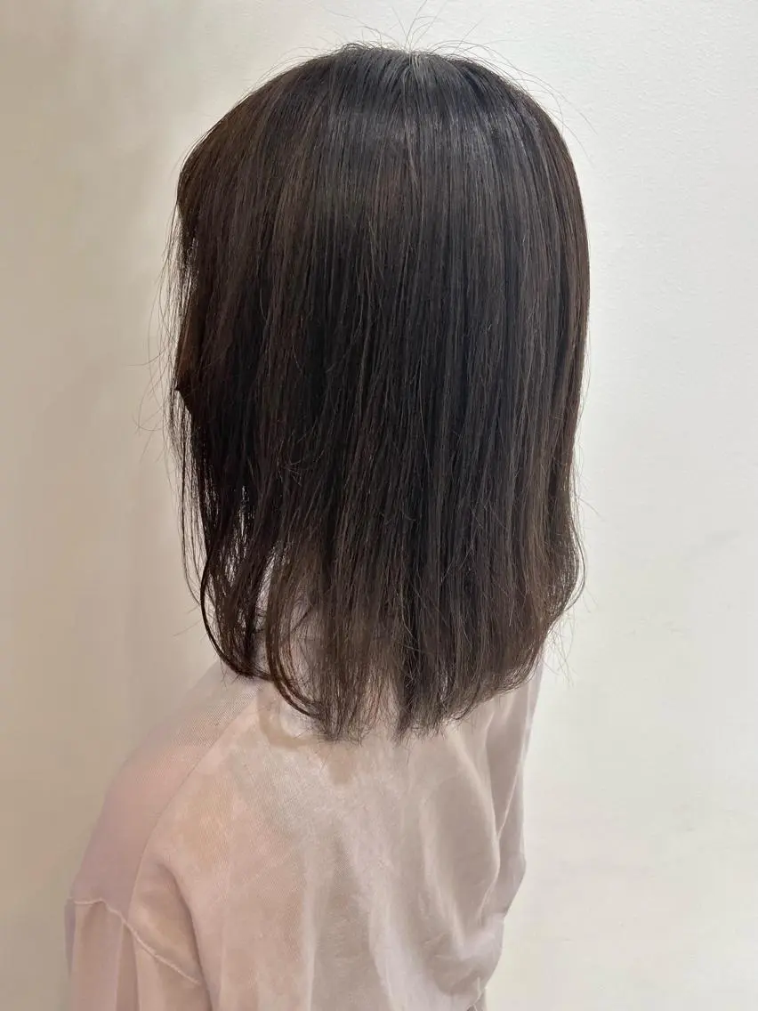 ミディアム カラー カット ヘアカラー トリートメント 🐺ウルフ/レイヤー 似合わせ‎🤍沙羅のヘアスタイル
