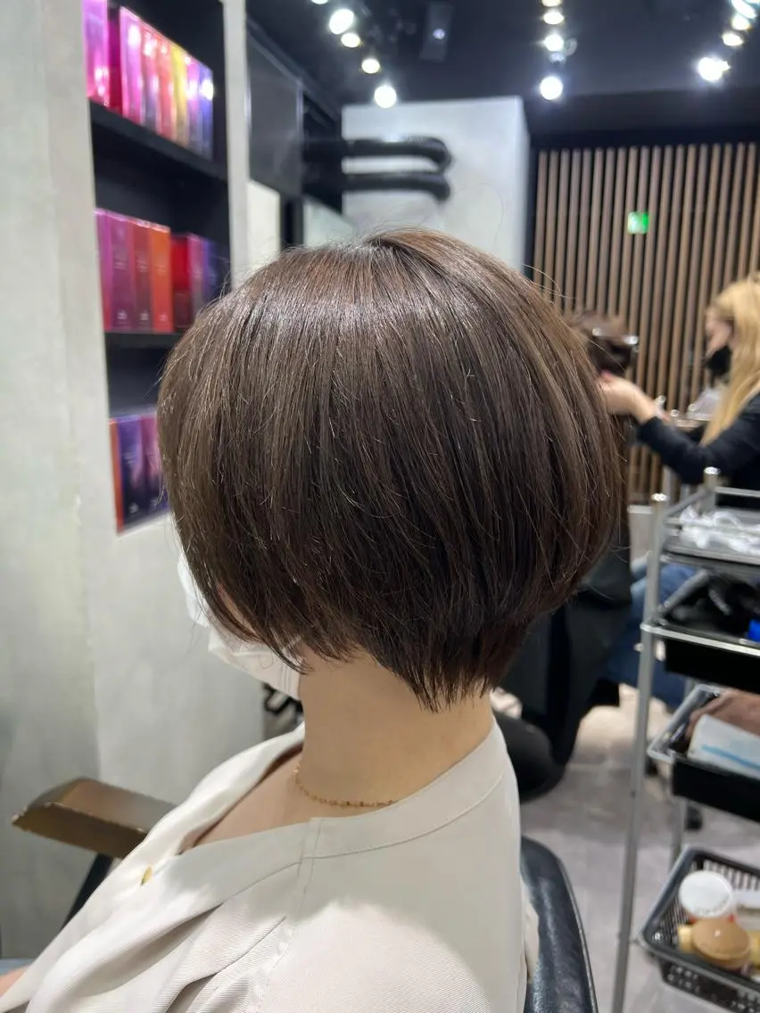 ショート カラー ヘアアレンジ 個室で似合わせ好印象 🧡外山弥千代のヘアスタイル