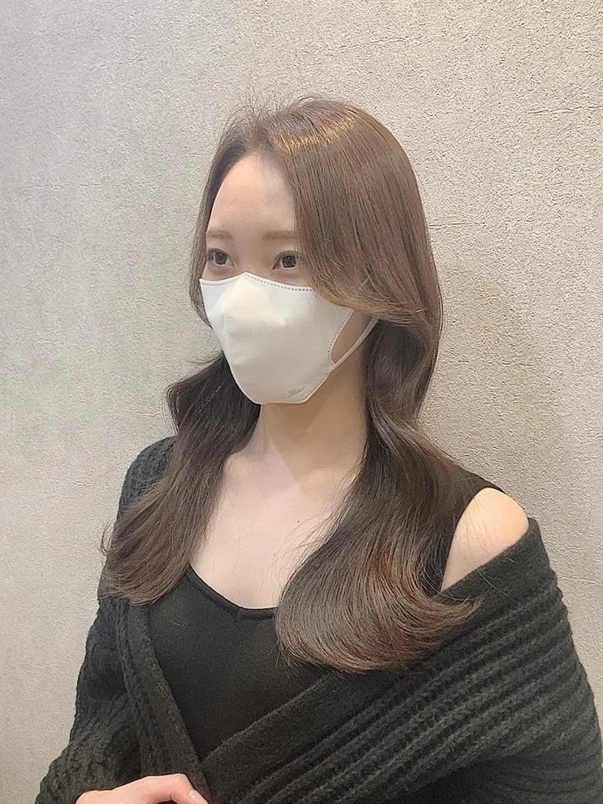 セミロング 韓国風ヘア 🩷韓国ヘア/ヨシン モリ🩷Maikaのヘアスタイル