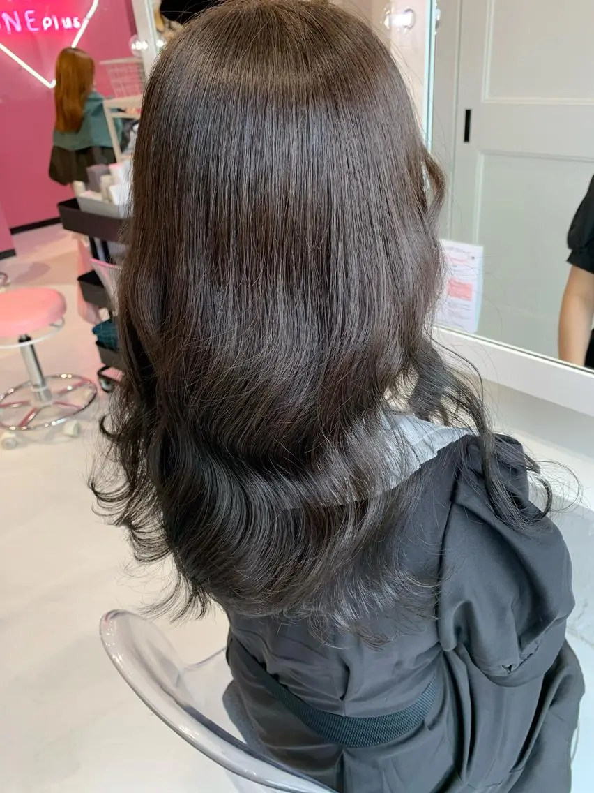 セミロング 坂 瑞希のヘアスタイル