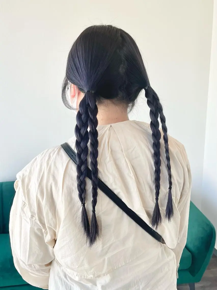 ロング カラー ヘアアレンジ ブルーカラー kitin  吉祥寺 山岸花のヘアスタイル