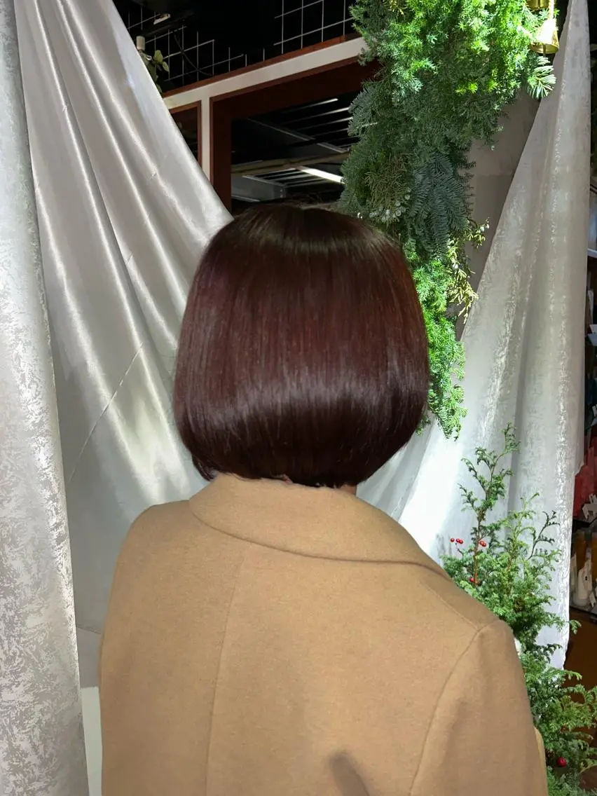 カラー 橋本 愛唯のヘアスタイル