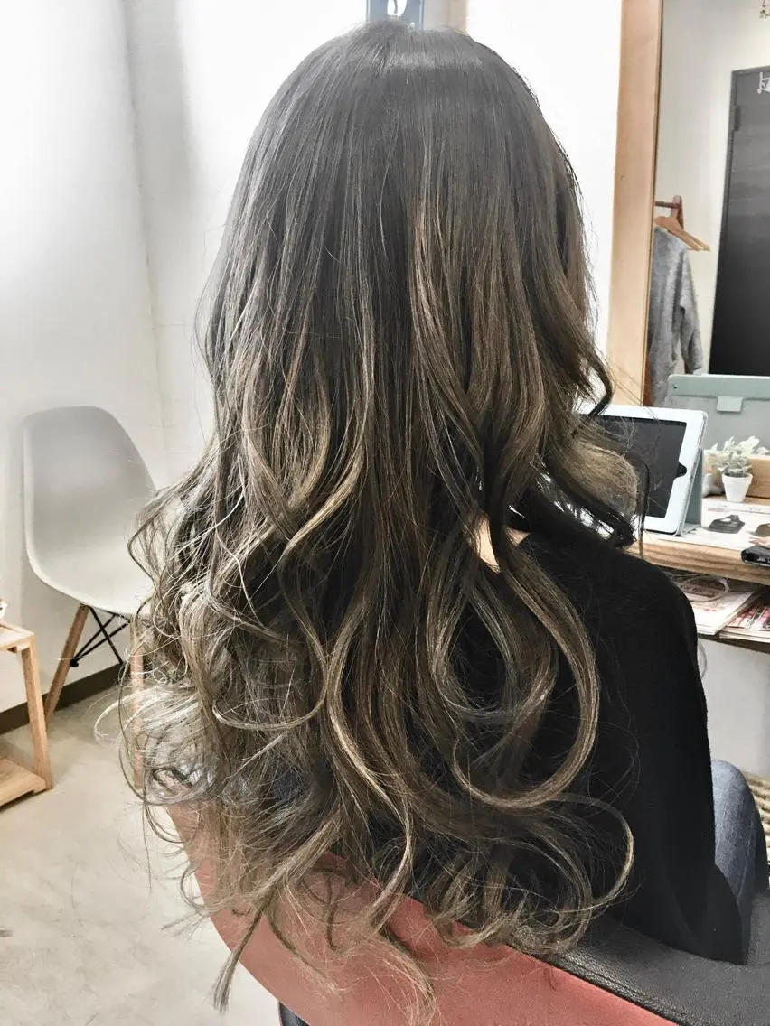 ロング カラー chichibu kasumiのヘアスタイル