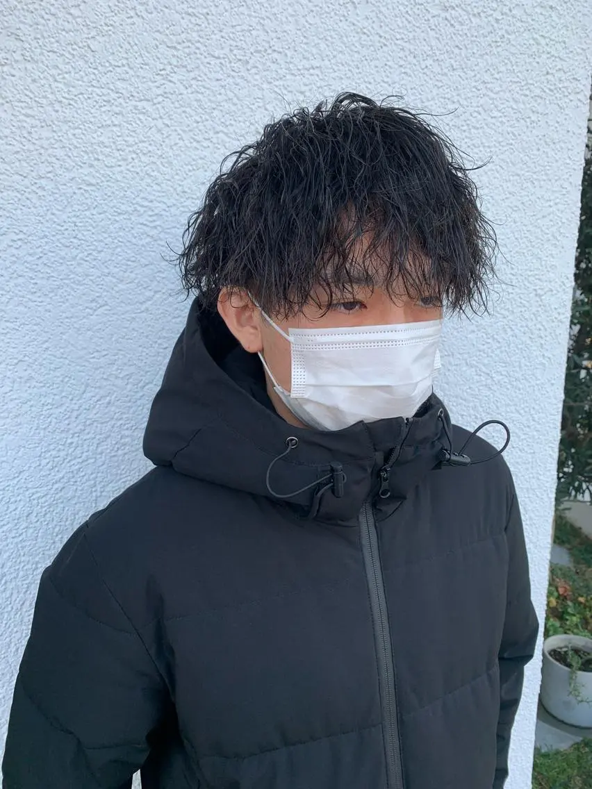ショート パーマ ヘアアレンジ メンズ メンズパーマ メンズツイストパーマ ツイストスパイラルパーマ スパイラルパーマ ツイストパーマ メンズパーマ職人 加藤 弘貴のヘアスタイル