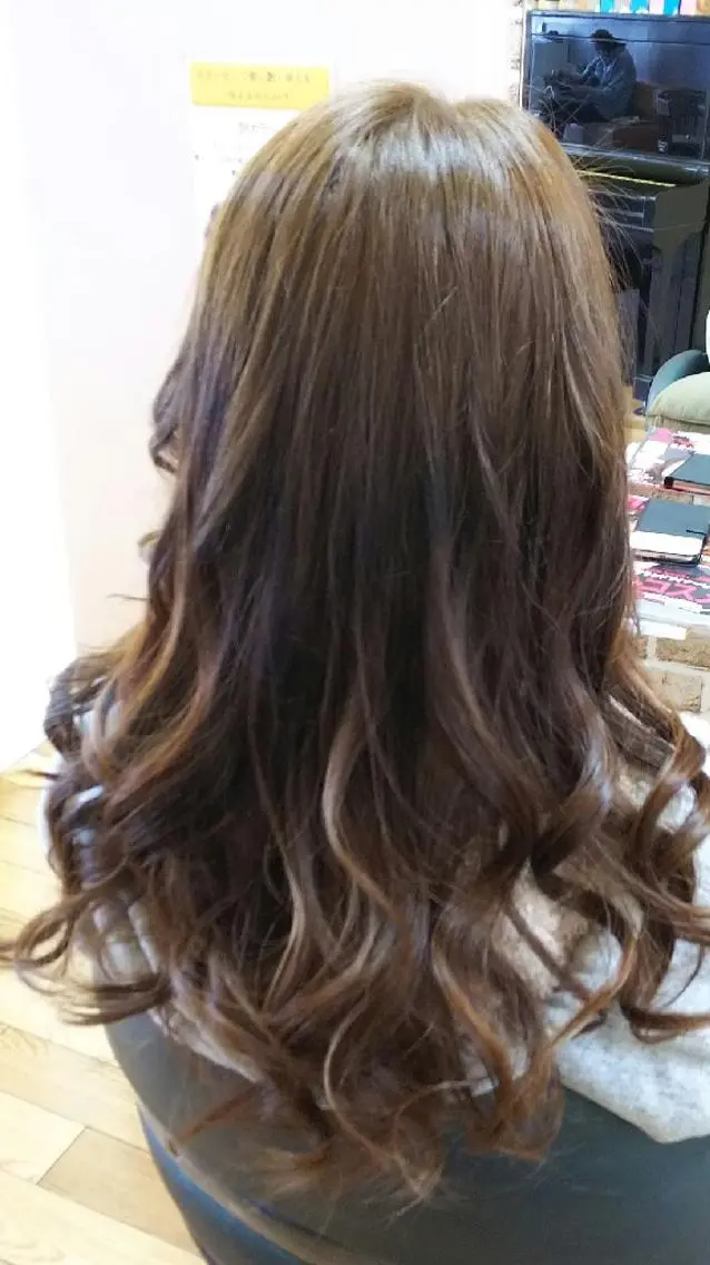カラー ロング ハイライトカラー ハイライト 宮本 克也のヘアスタイル