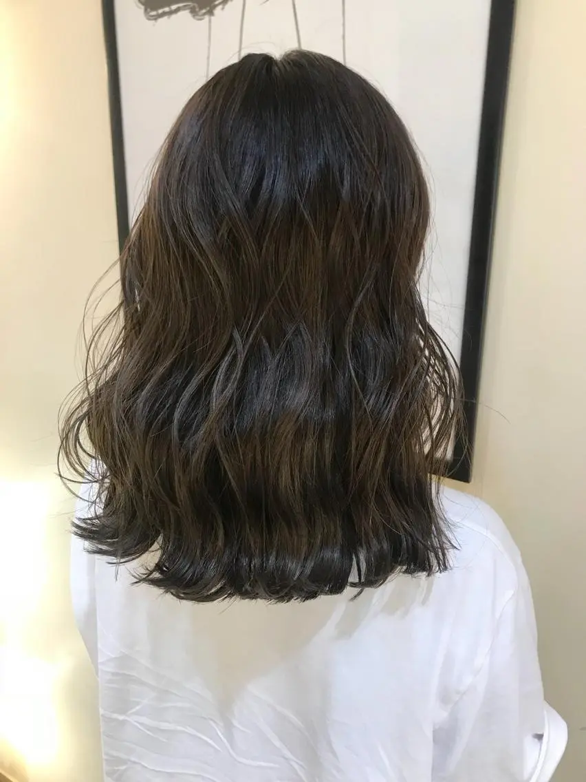 ミディアム カラー ハイライトカラー ハイライト 中塚 義人のヘアスタイル