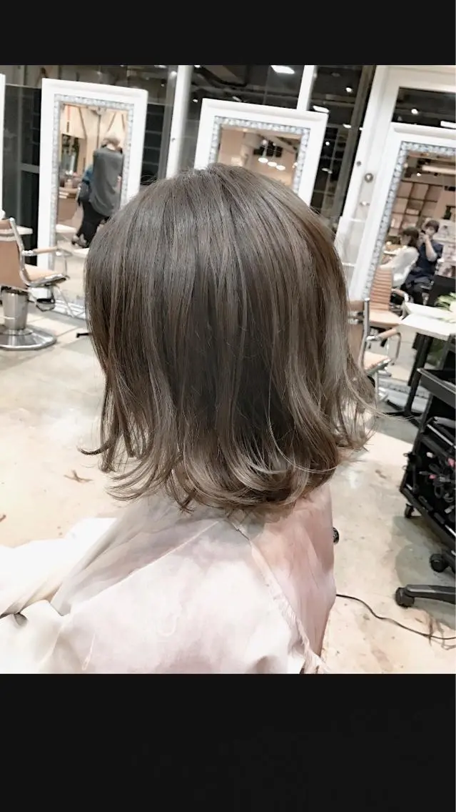 ミディアム カラー グレージュ 髪質改善🌟 TAKERUのヘアスタイル