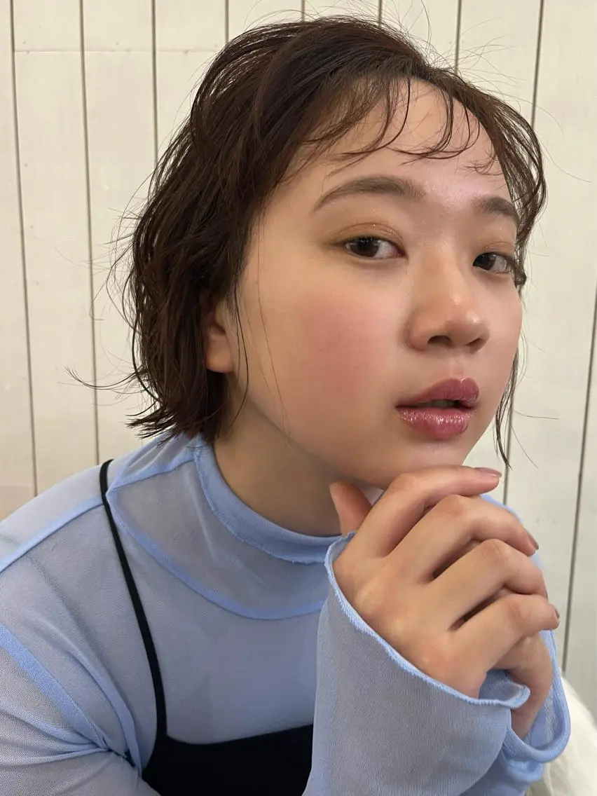 ショート カラー 中村 桃子のヘアスタイル