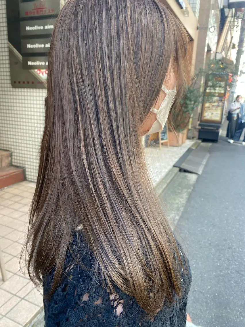 ロング 🐩透明感ミルクティ ーピンクニイナ🐩のヘアスタイル