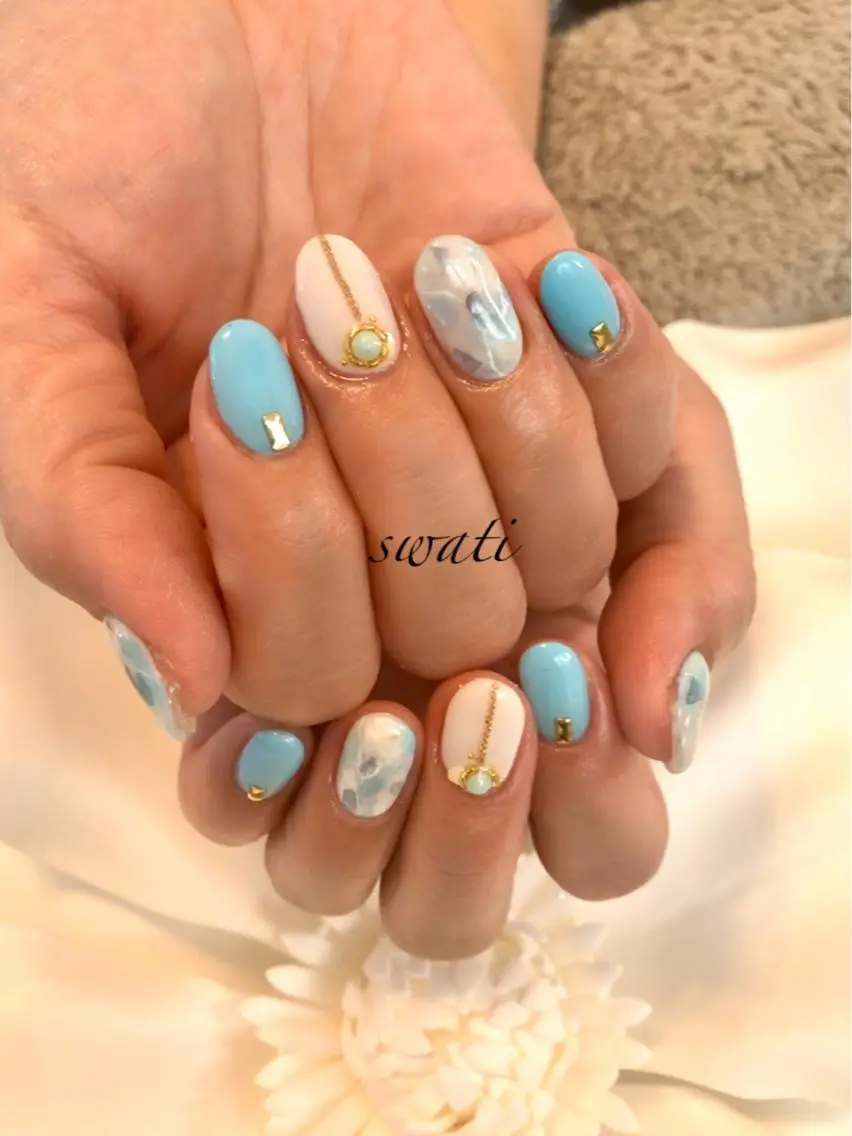 ネイル アートネイル ブルー オフィスネイル パステルネイル シンプルネイル yuko (ネイリスト)のネイルデザイン