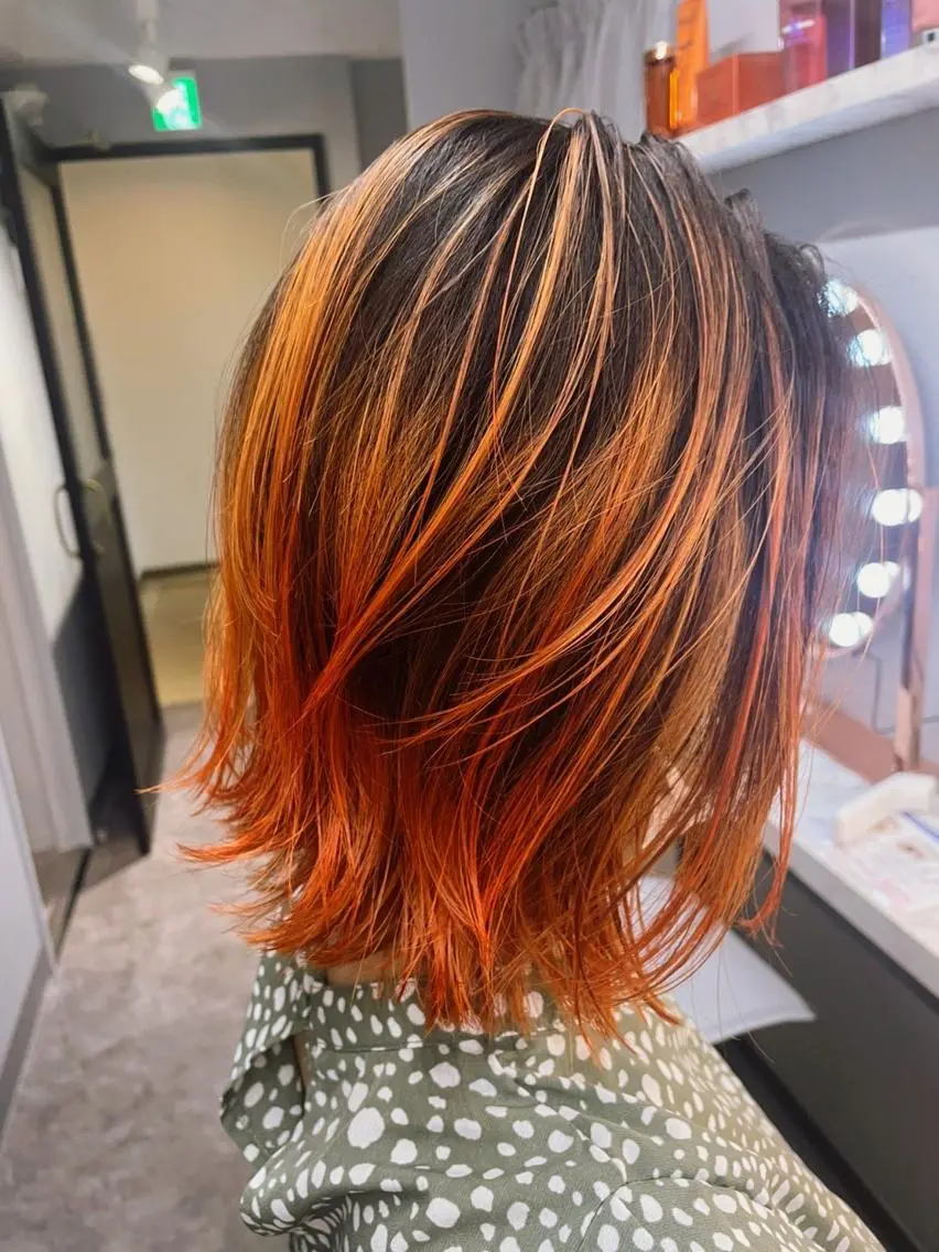 カラー ヘアアレンジ ミディアム パーマ アディクシーカラー アッシュ バレイヤージュ ベージュカラー ブリーチ newi 川崎店のヘアスタイル