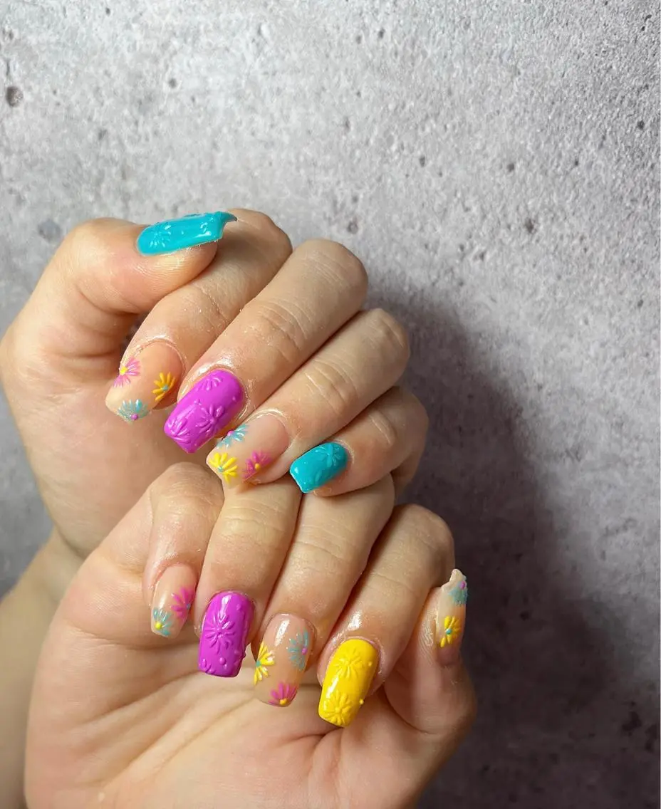 ネイル 夏ネイル ✾ NailRoom Latina🌻💓のネイルデザイン
