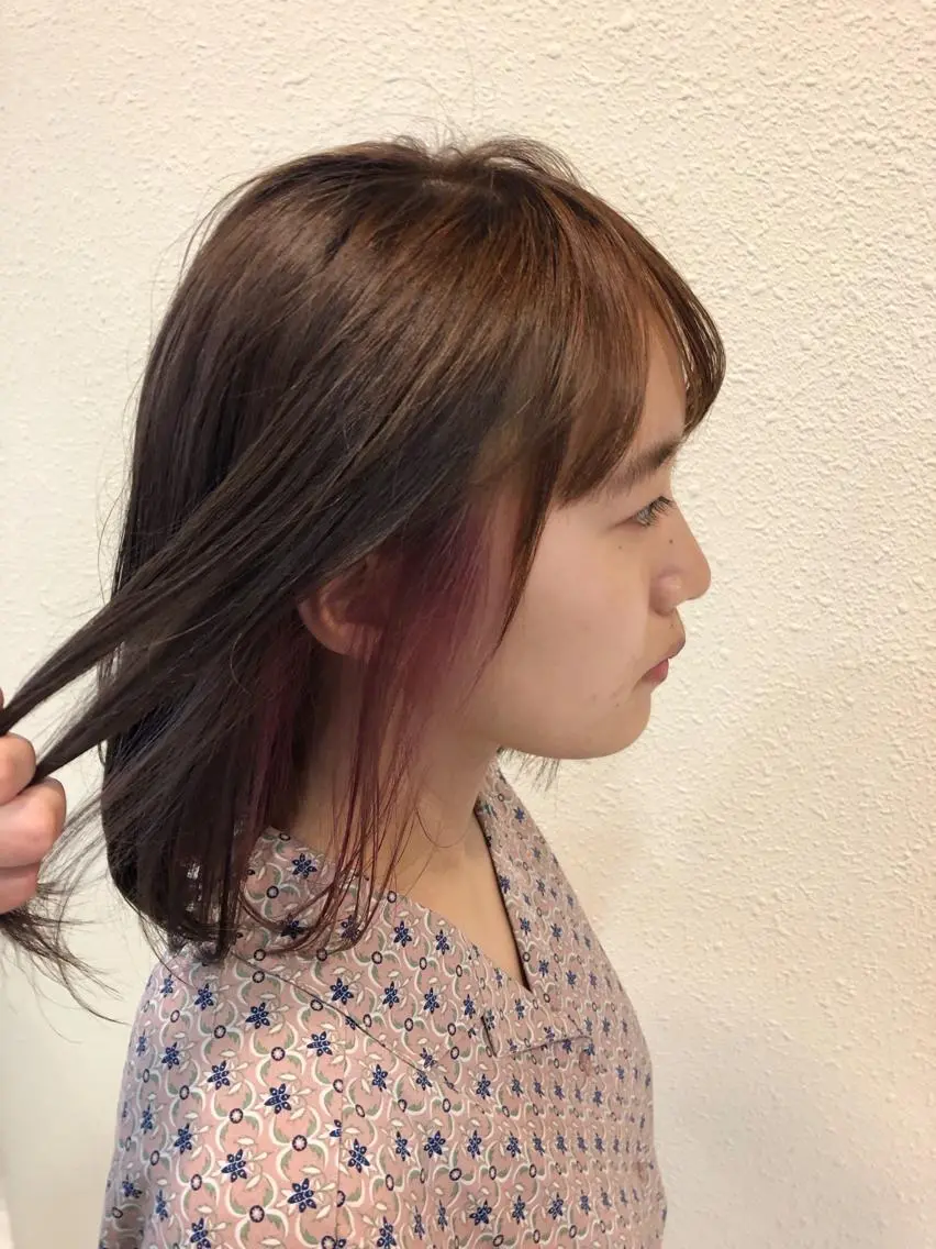 ミディアム 中川 茜里のヘアスタイル