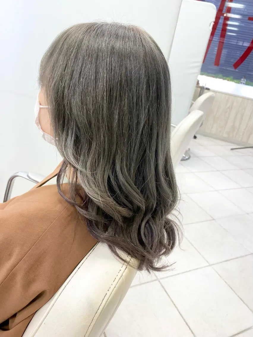 ミディアム カラー ヘアカラー サイトウ リョウヤのヘアスタイル