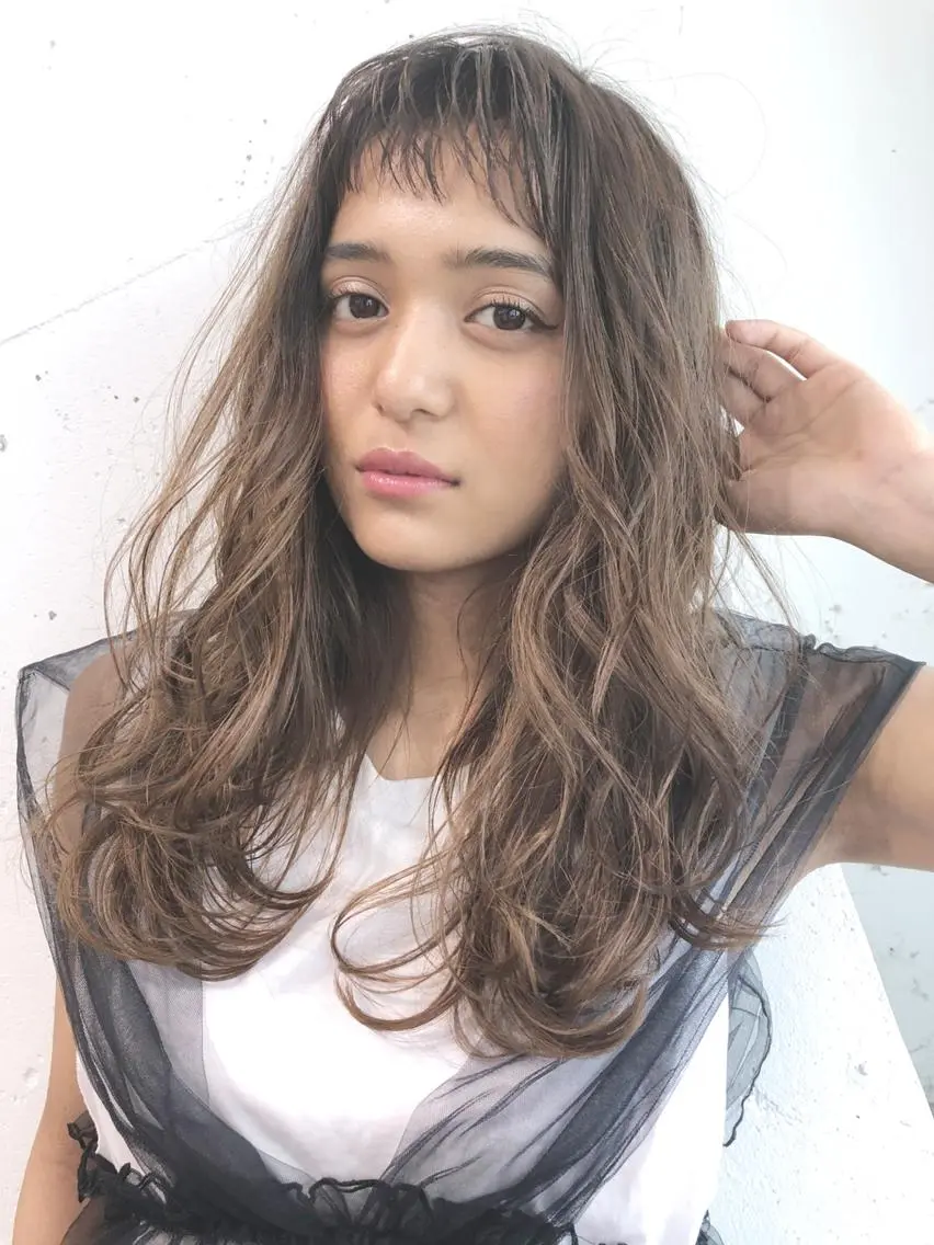 ロング カラー パーマ ヘアアレンジ ITbyALBUM 八王子店のヘアスタイル