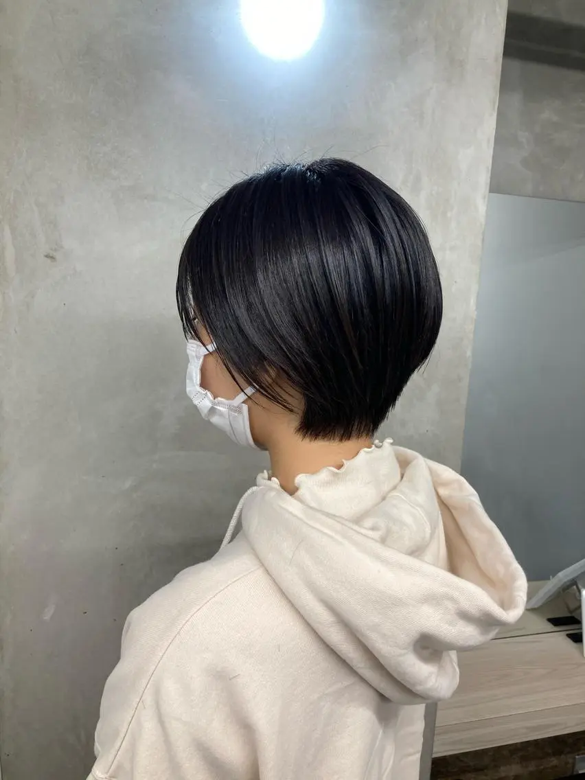 ショート カラー ヘアカラー トリートメント ブリーチ&似合せボブ 田中寛十のヘアスタイル