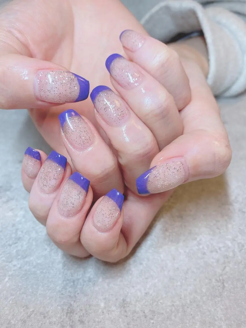 ネイル フレンチネイル ラメ(グリッター) パープル ハンドネイル LIll nailのネイルデザイン