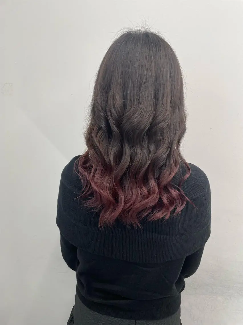 ミディアム カラー ブリーチ グラデーションカラー ⭐️無料！カット モデル募集⭐️夕貴のヘアスタイル