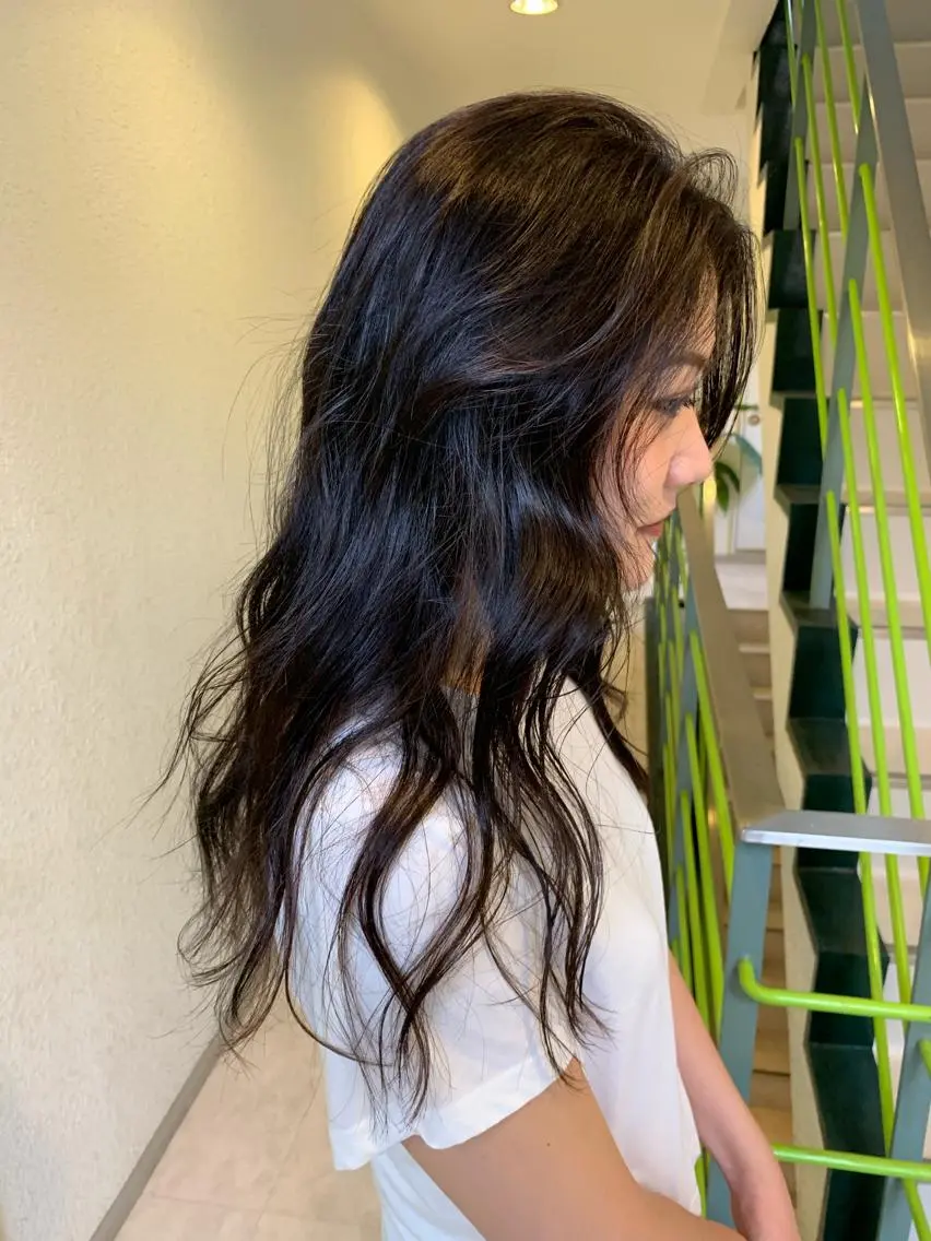 ロング miu （ミユ）のヘアスタイル