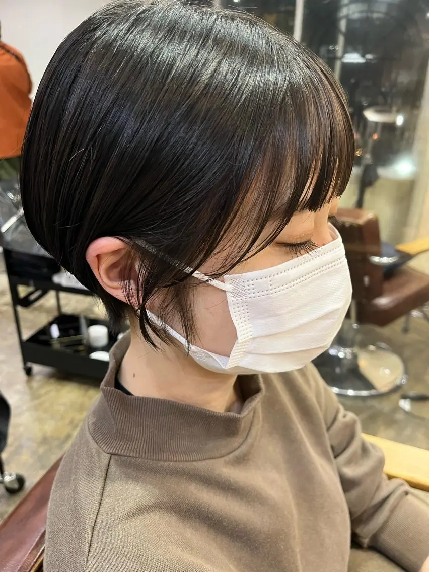 ショート カット ヘアカラー トリートメント ハイトーンカラー🩵 耳ツボジュエリー👂のその他イメージ