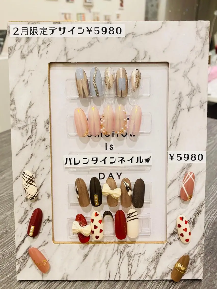 ネイル Tinaネイル 難波のネイルデザイン