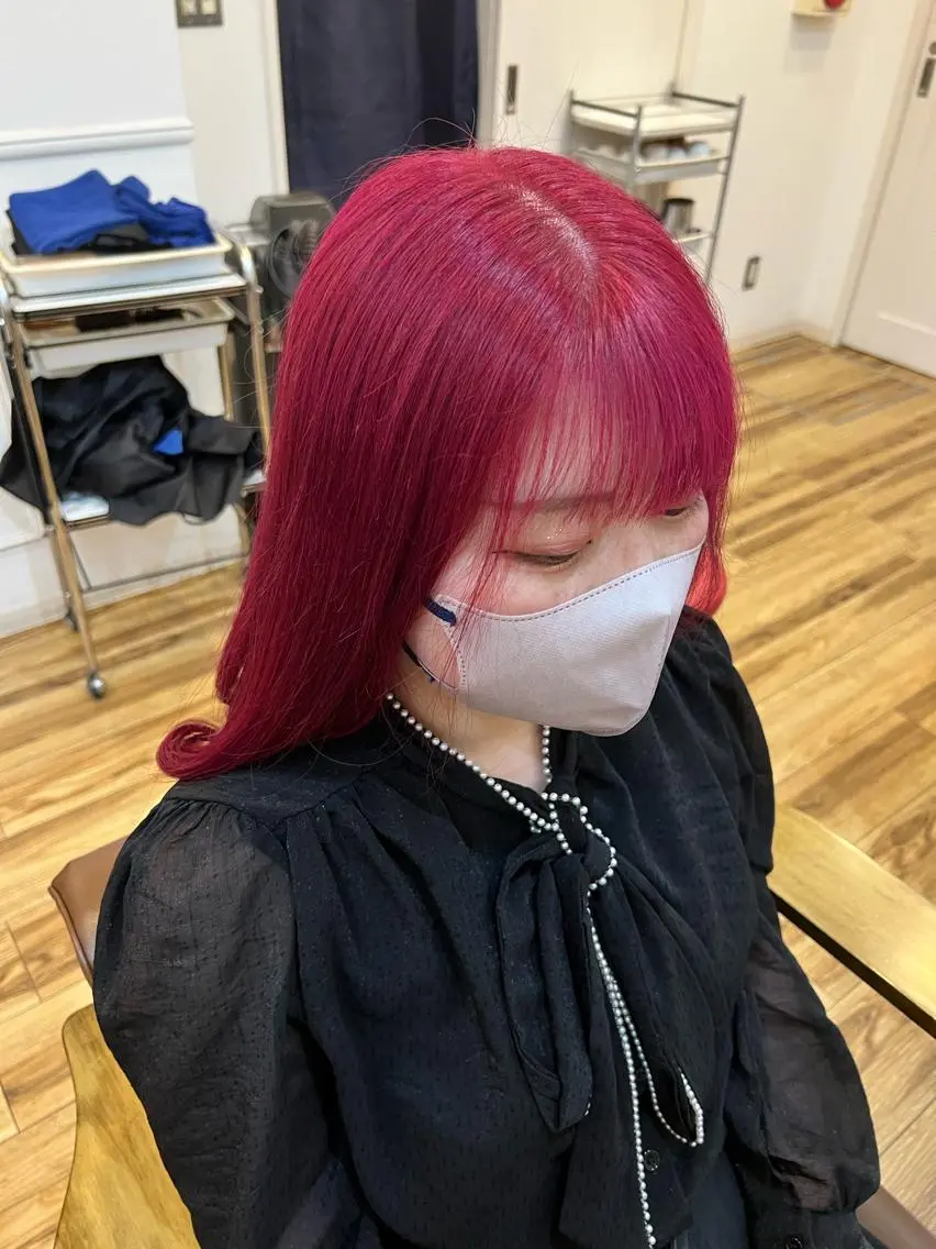 ロング カラー ピンクカラー 🐰ハイトーンカラー 畠山 渡🐰のヘアスタイル