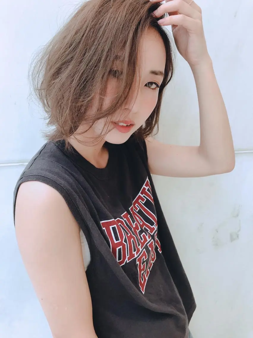 ショート カラー イルミナカラー 上條 航平のヘアスタイル