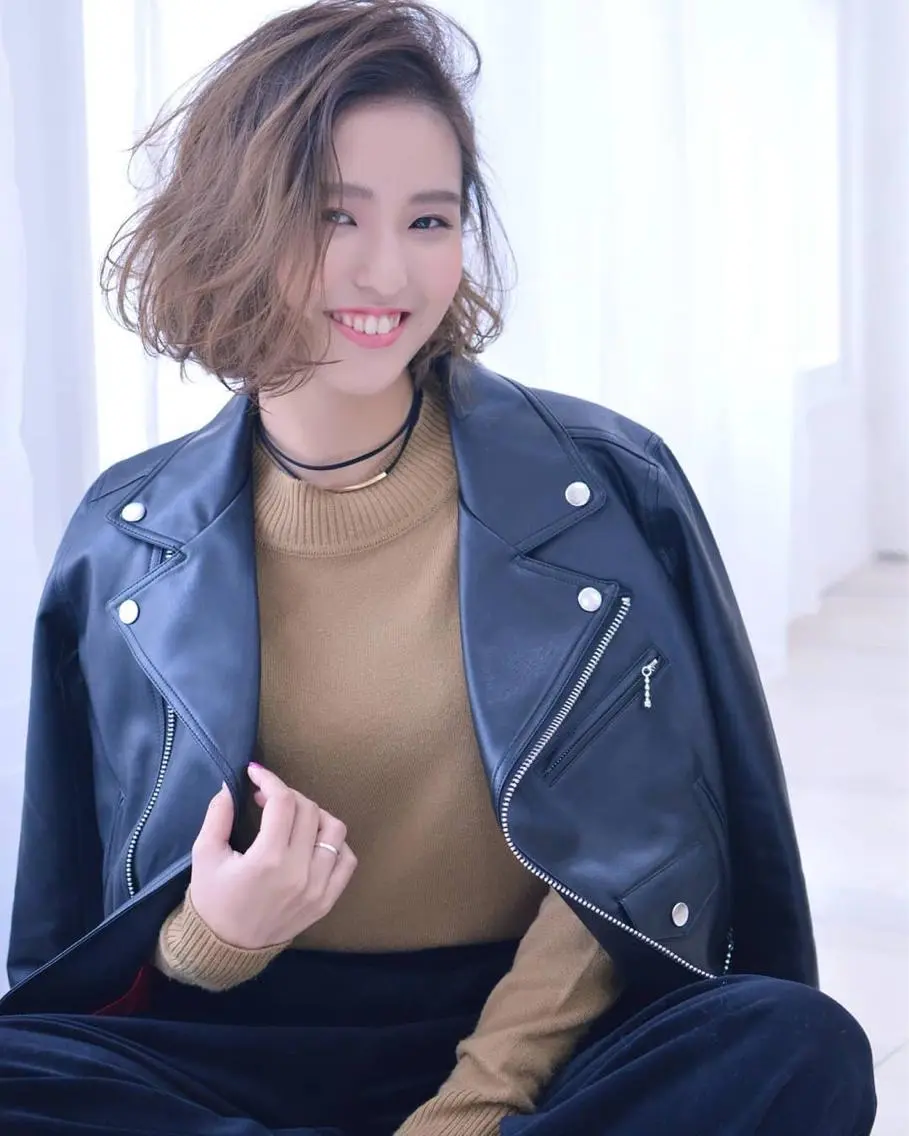 ショート カラー パーマ 中原 梨沙のヘアスタイル
