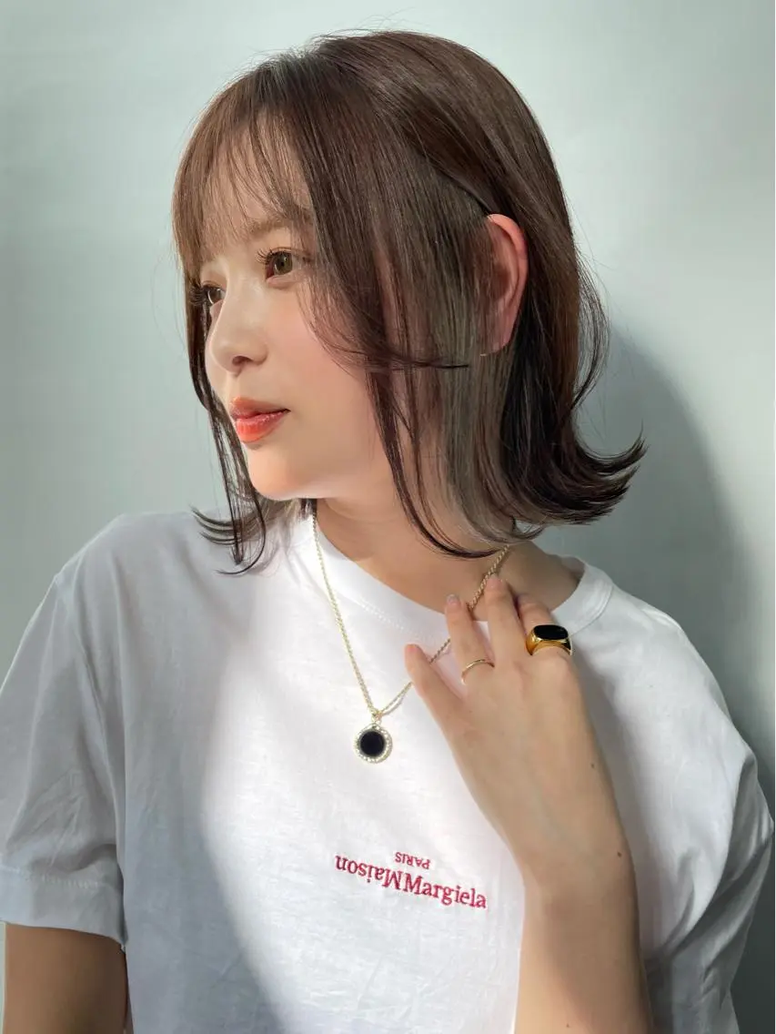 ミディアム カット ヘアカラー WEG 難波のヘアスタイル
