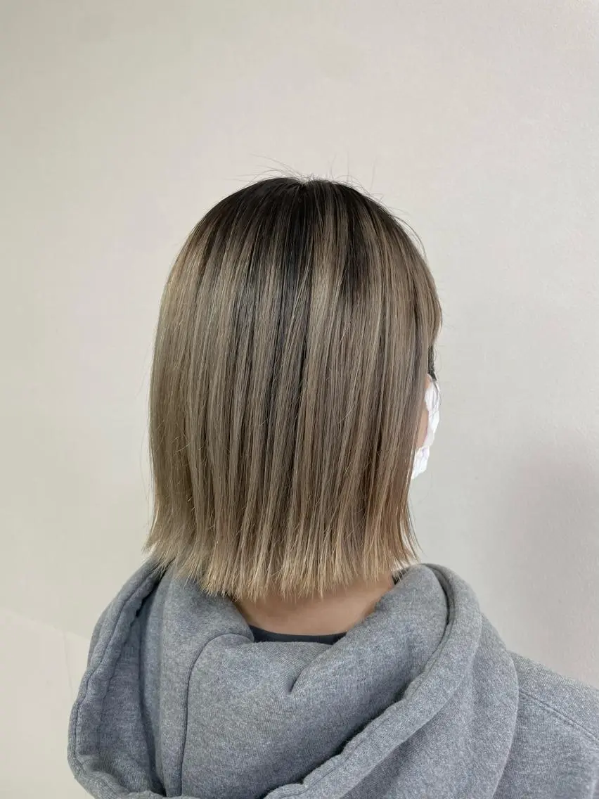 ミディアム カラー ヘアアレンジ ヘアカラー トリートメント 【Sweep】おじま のぞみのヘアスタイル