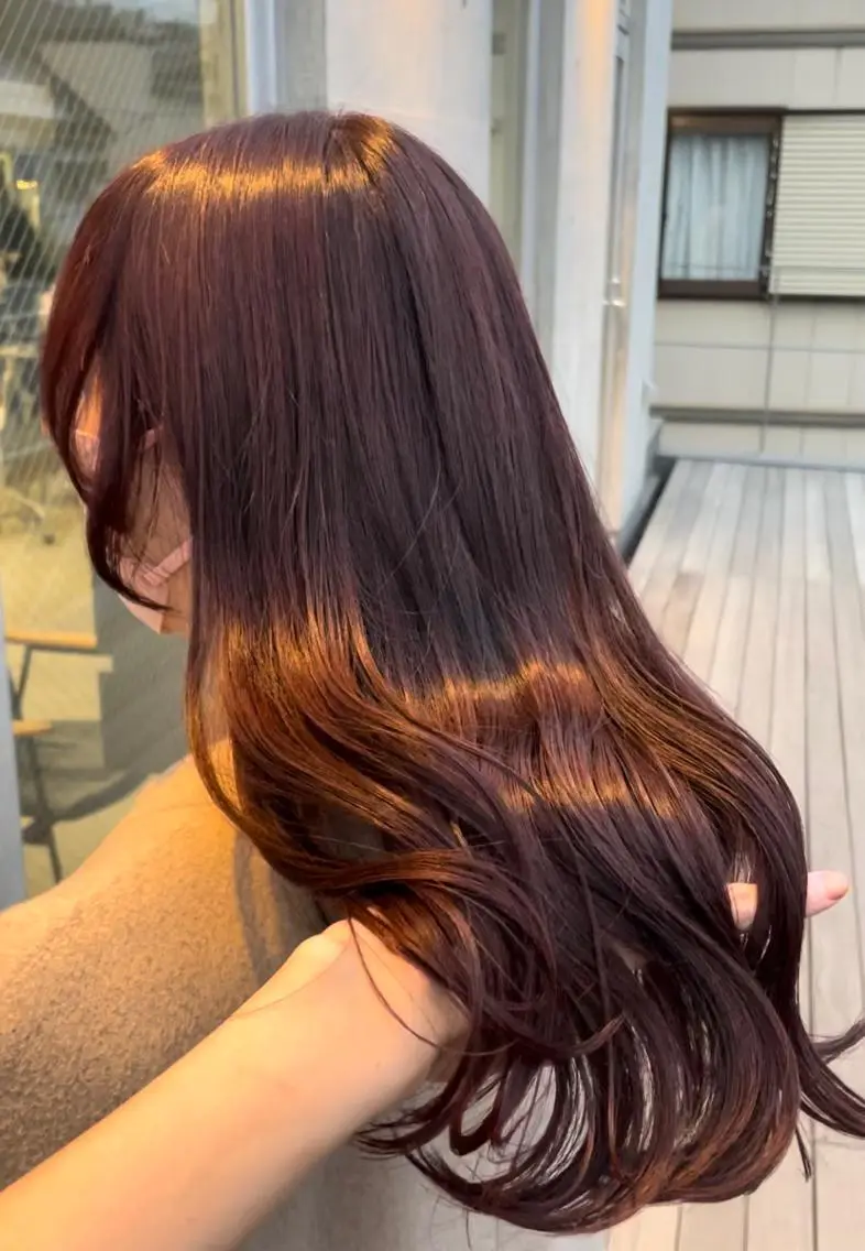 セミロング カラー ブリーチ ブリーチなしカラー ピンクカラー ヘアカラー インナーカラー 推し ブリーチ  髪質改善のヘアスタイル