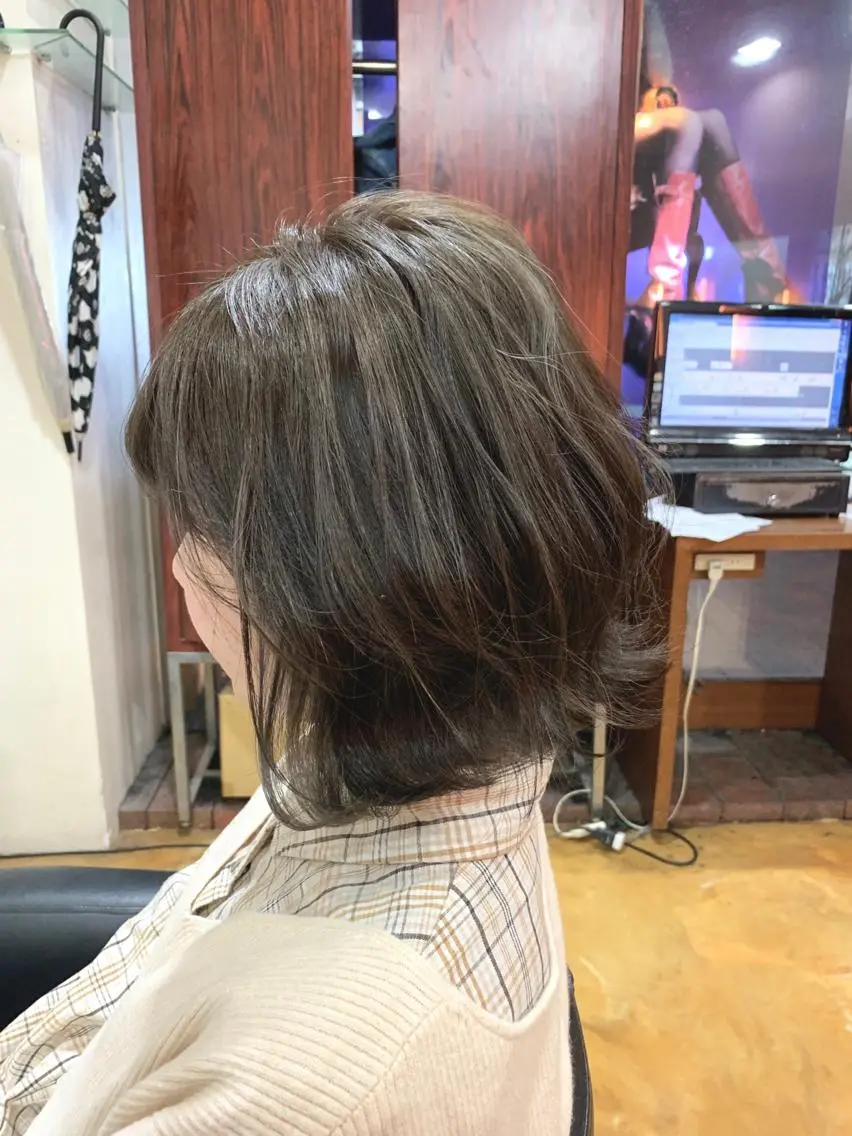 ショート カラー カット ヘアカラー トリートメント 韓国レイヤーカット★ 小林大樹のヘアスタイル