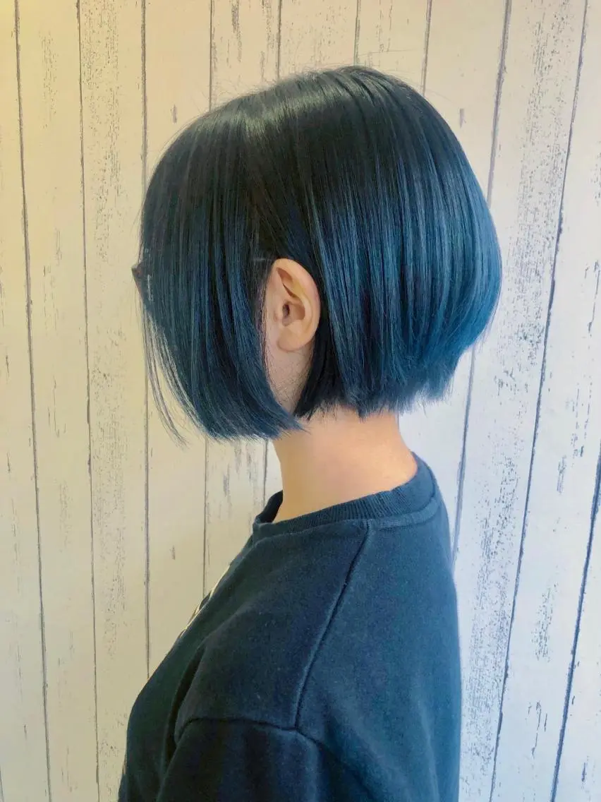 ショート カラー ブルーカラー イルミナカラー 【ニュアンスカラー・ 髪質改善】スズキカナのヘアスタイル