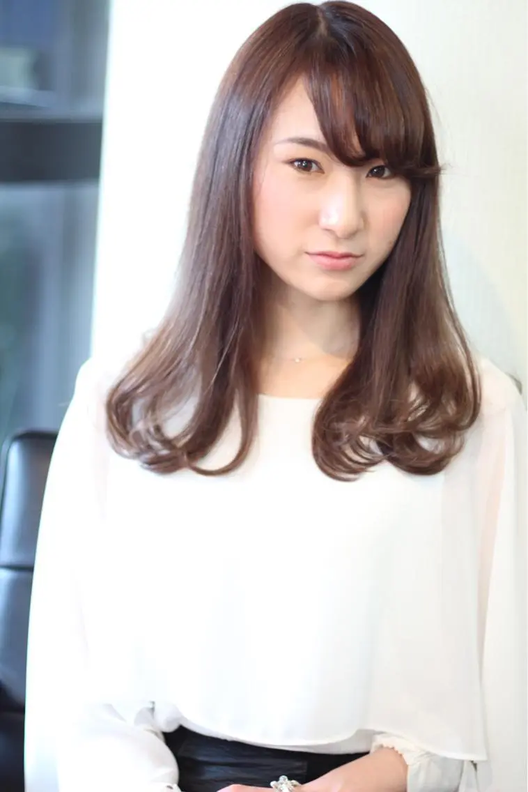 ロング カラー パーマ 髪質改善 トリートメント 成松 勇治のヘアスタイル