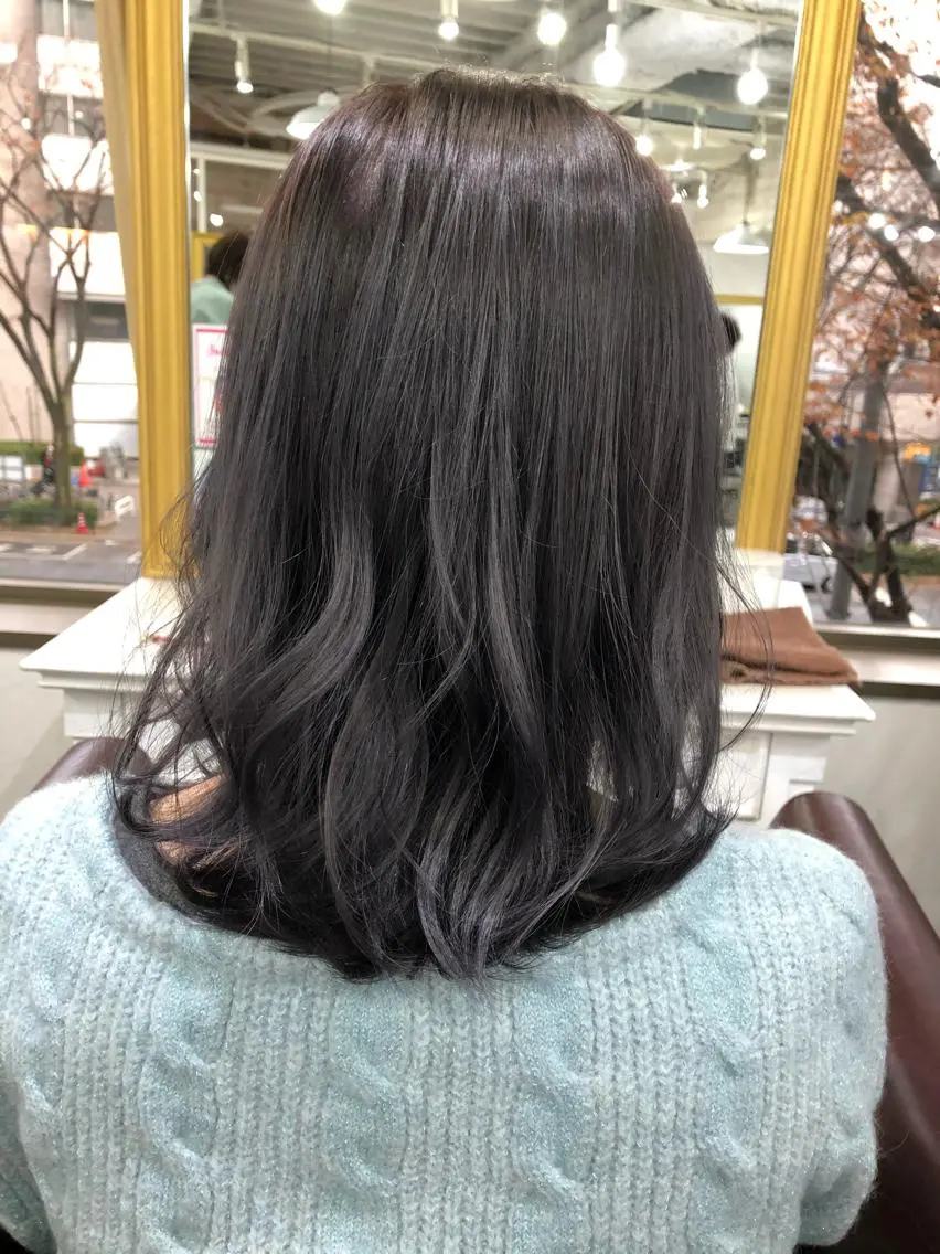 セミロング カラー ベージュカラー 透明感カラー シルバー シルバーベージュ レイヤー×髪質改善✨ 渋谷/佐藤侑哉のヘアスタイル