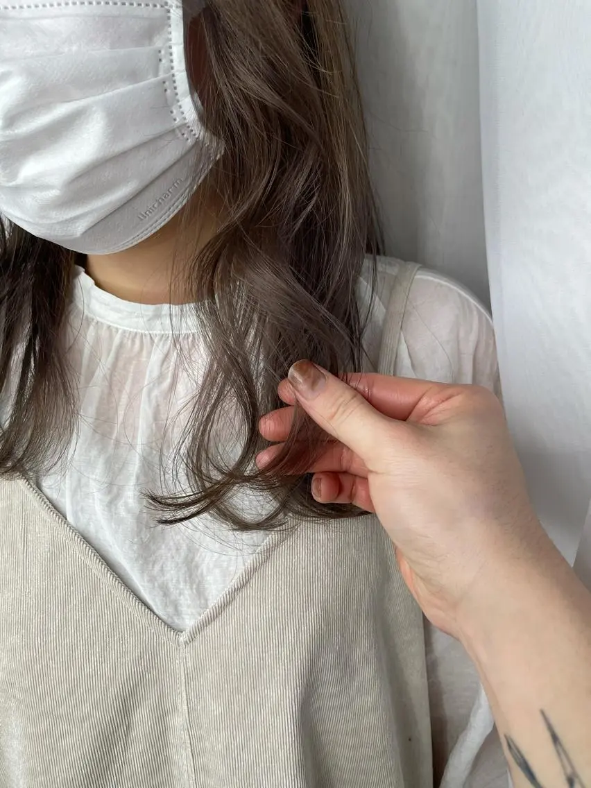 セミロング 早瀬裕之 パーマのヘアスタイル