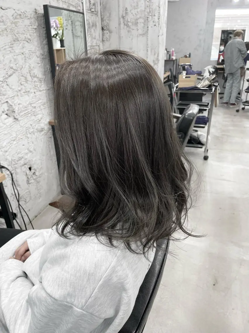 ミディアム カット ヘアカラー トリートメント MICO hairのヘアスタイル
