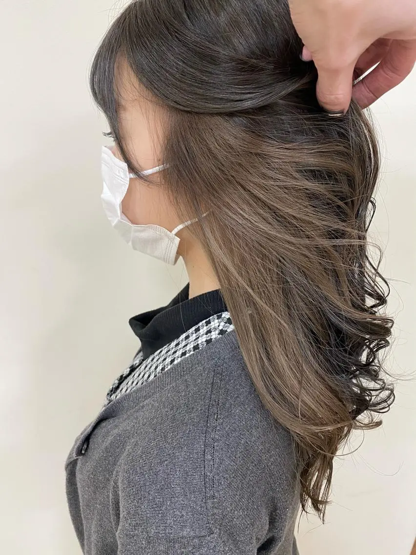 カラー ヘアカラー SALOWIN栄 高須大貴のヘアスタイル