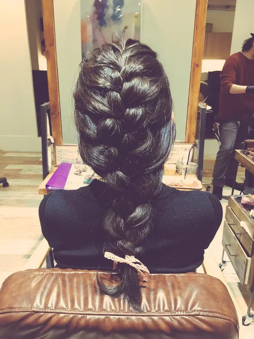ロング ヘアアレンジ ハイトーン×髪質改善 KENTAのヘアスタイル