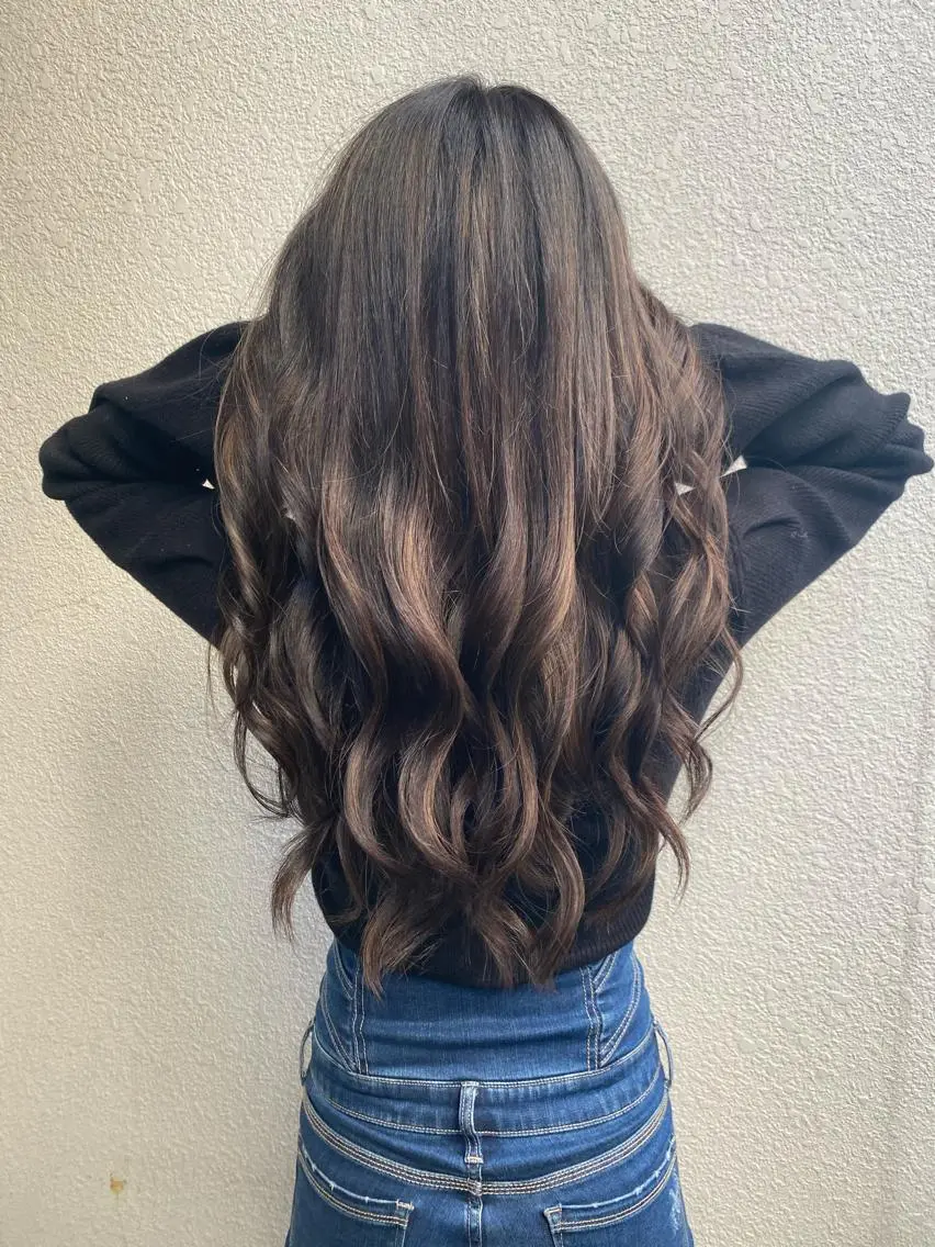 ロング カラー ブリーチ ハイライトカラー ハイライト 【完全個室】髪質改善 暖色カラー/山崎唯奈のヘアスタイル