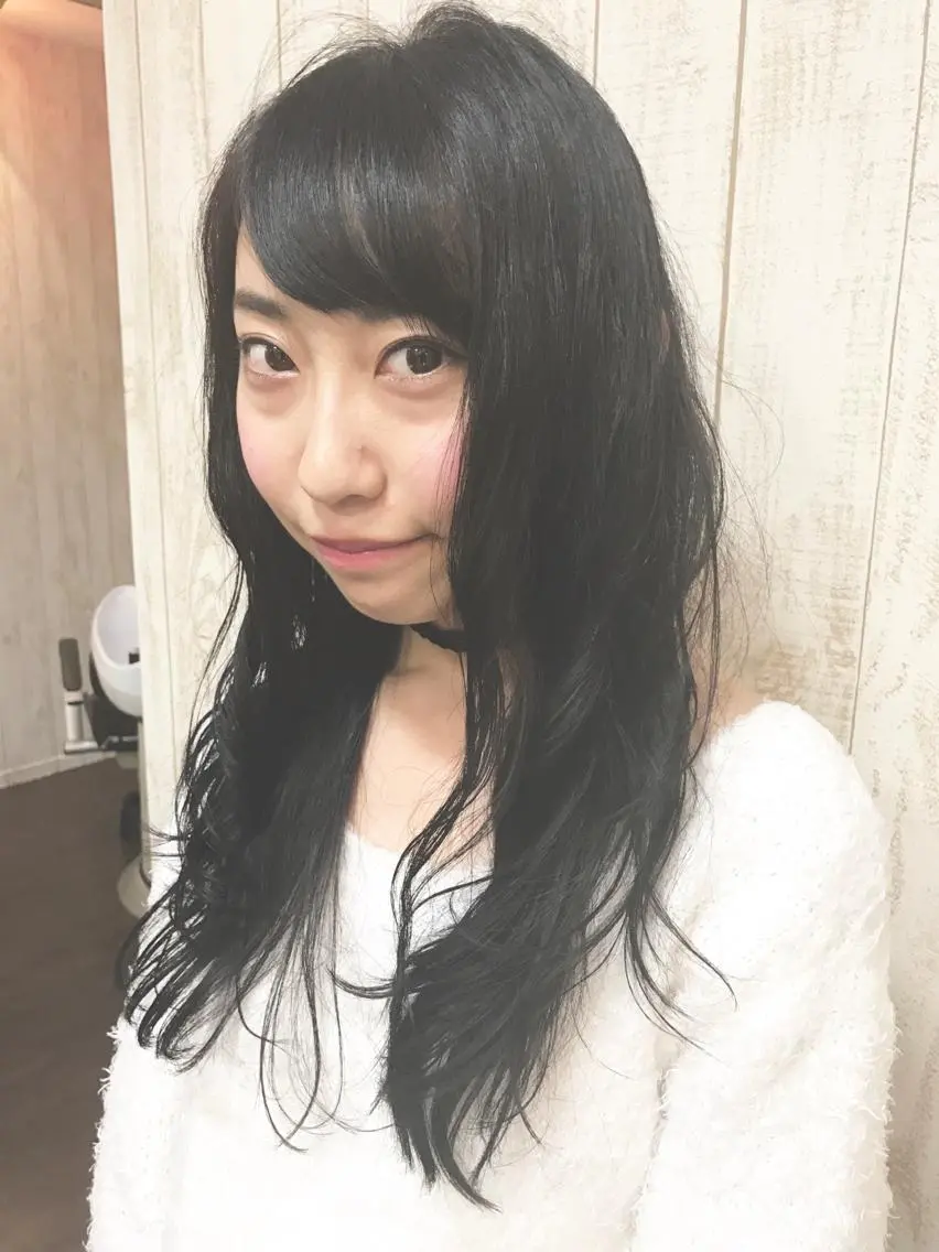 ミディアム セミロング ロング パーマ ミディアムパーマ セミロングパーマ ユウ イチのヘアスタイル