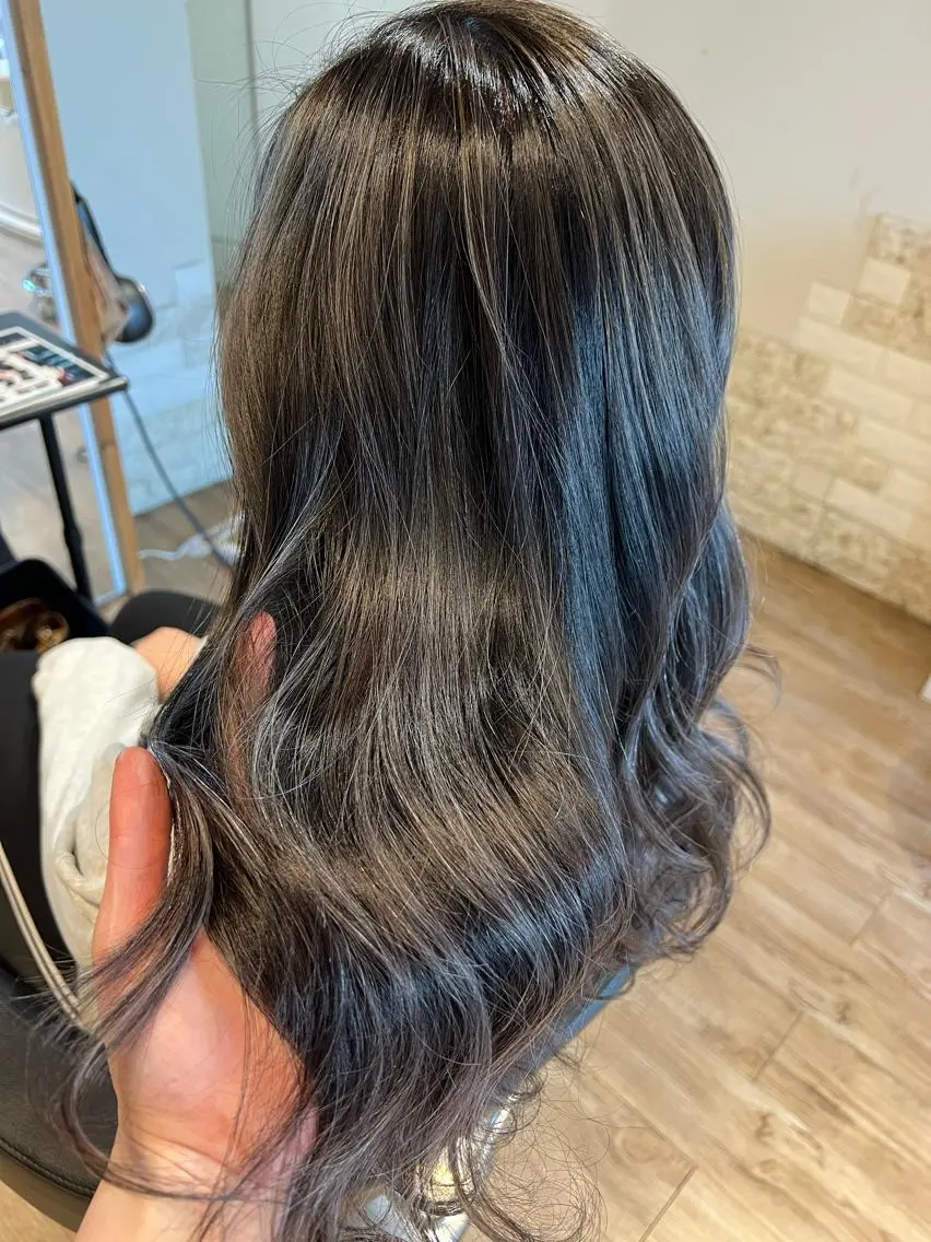 カラー ヘアカラー トリートメント 早川 真幸のヘアスタイル