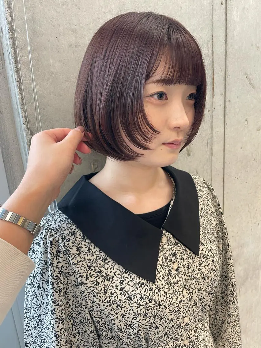 ミディアム 顔まわりレイヤー レイヤーカット 佐伯 和佳のヘアスタイル