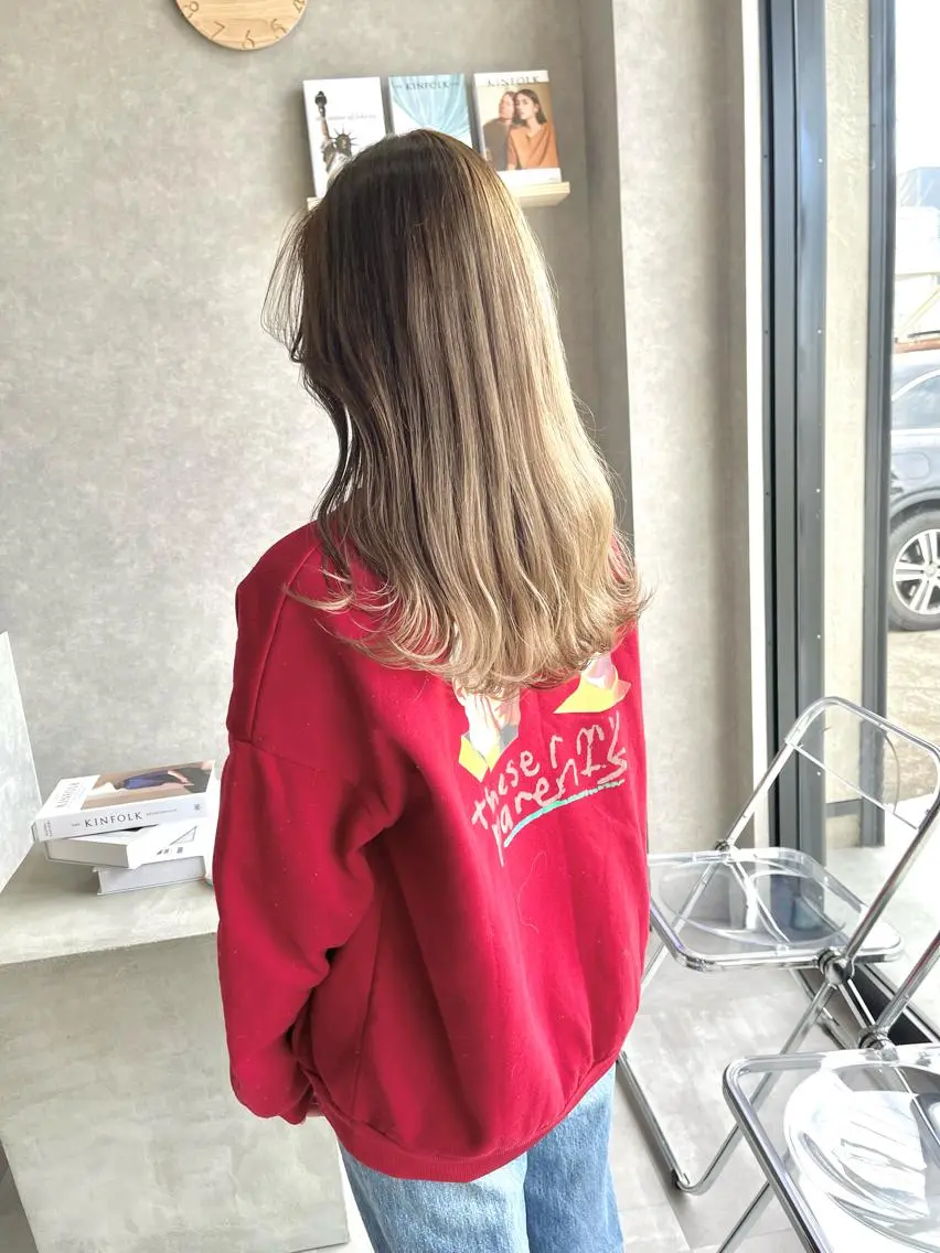 ミディアム カラー カット ヘアカラー トリートメント 一ノ瀬 暁のヘアスタイル