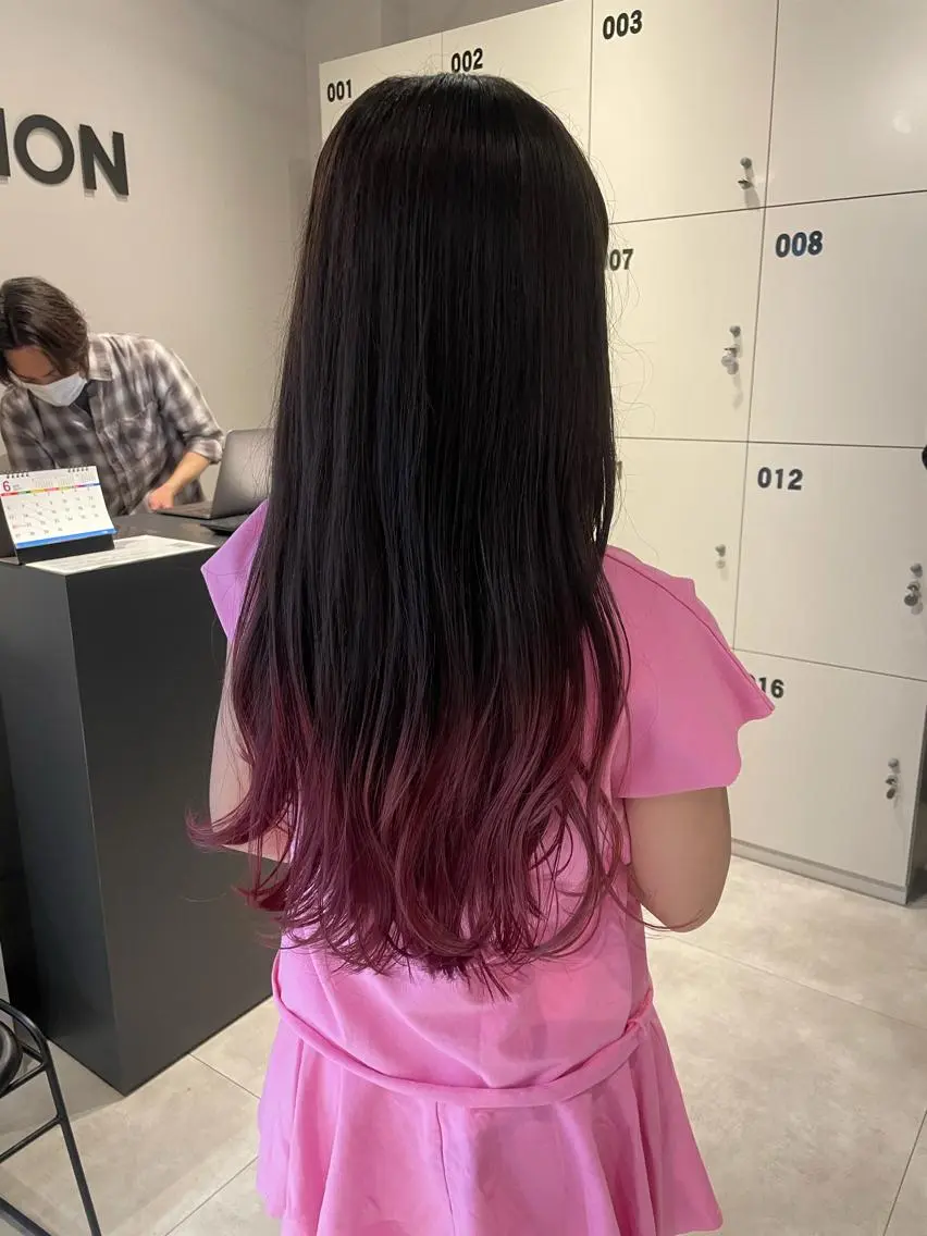 ミディアム カラー グラデーションカラー ブリーチ👩‍🦳/ ‪✂︎MANAMIのヘアスタイル